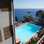 Bay Palace Mazzaro 호텔 4*