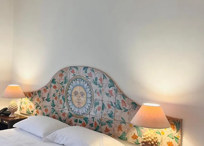 Отель Bay Palace Mazzaro 4*