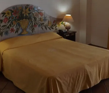 Bay Palace Mazzaro Hotel 4*