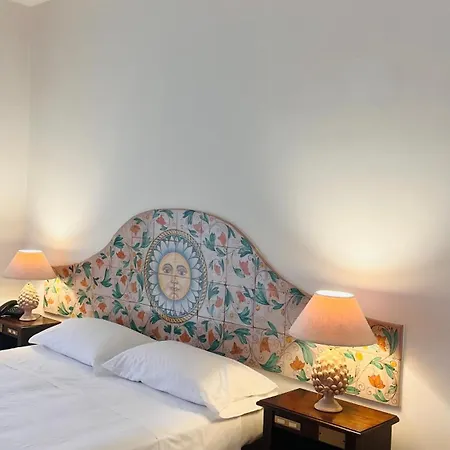 Hotel Bay Palace Mazzaro 4*