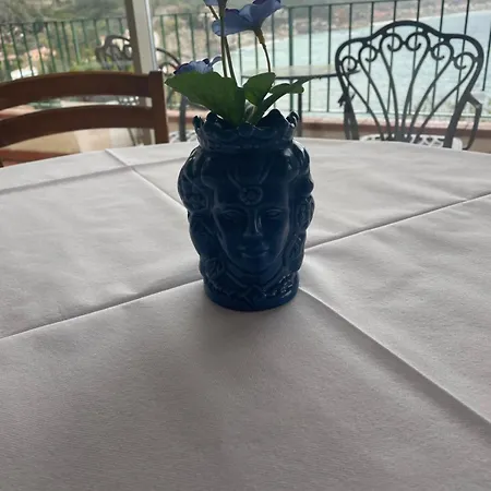 Bay Palace Mazzaro فندق تاورمينا