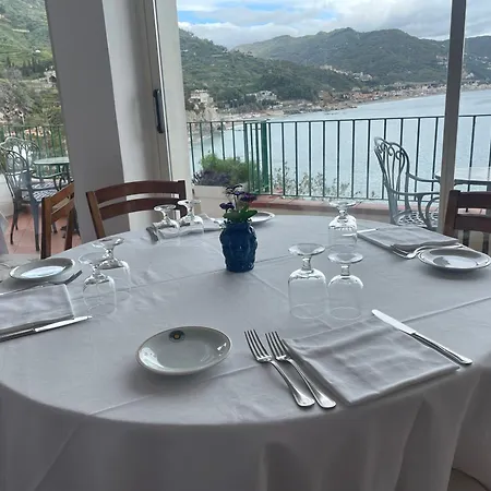 Bay Palace Mazzaro 4*