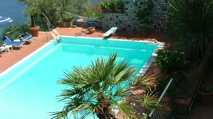 Bay Palace Mazzaro Hotel