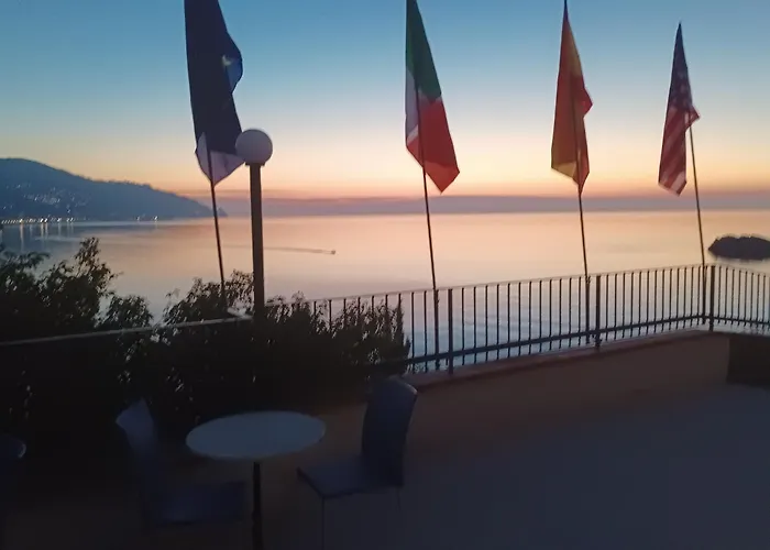 Hotel Bay Palace Mazzaro 4*