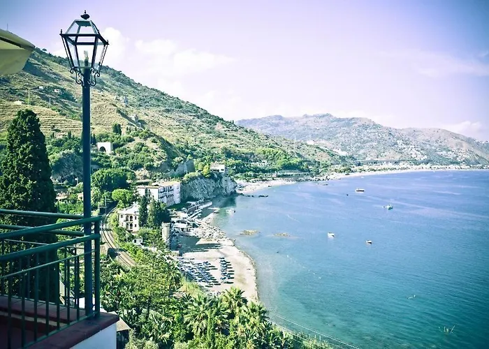 Bay Palace Mazzaro Hotel 4*