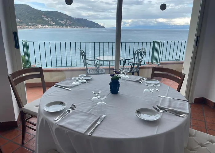 Bay Palace Mazzaro Taormine