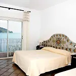 Bay Palace Mazzaro Таормина