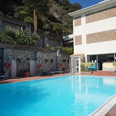 Bay Palace Mazzarò 4*